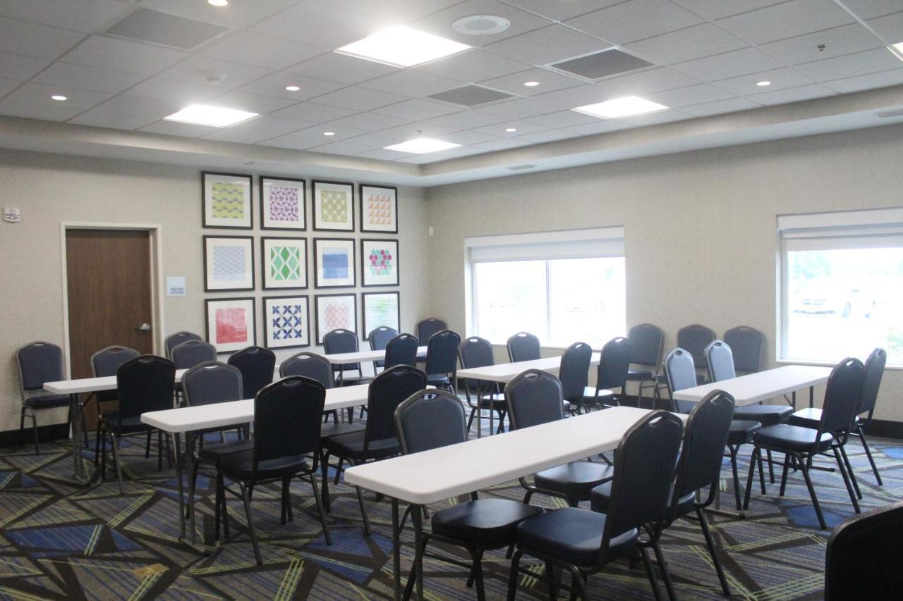 Holiday Inn Express & Suites - Kokomo South By Ihg Bagian luar foto
