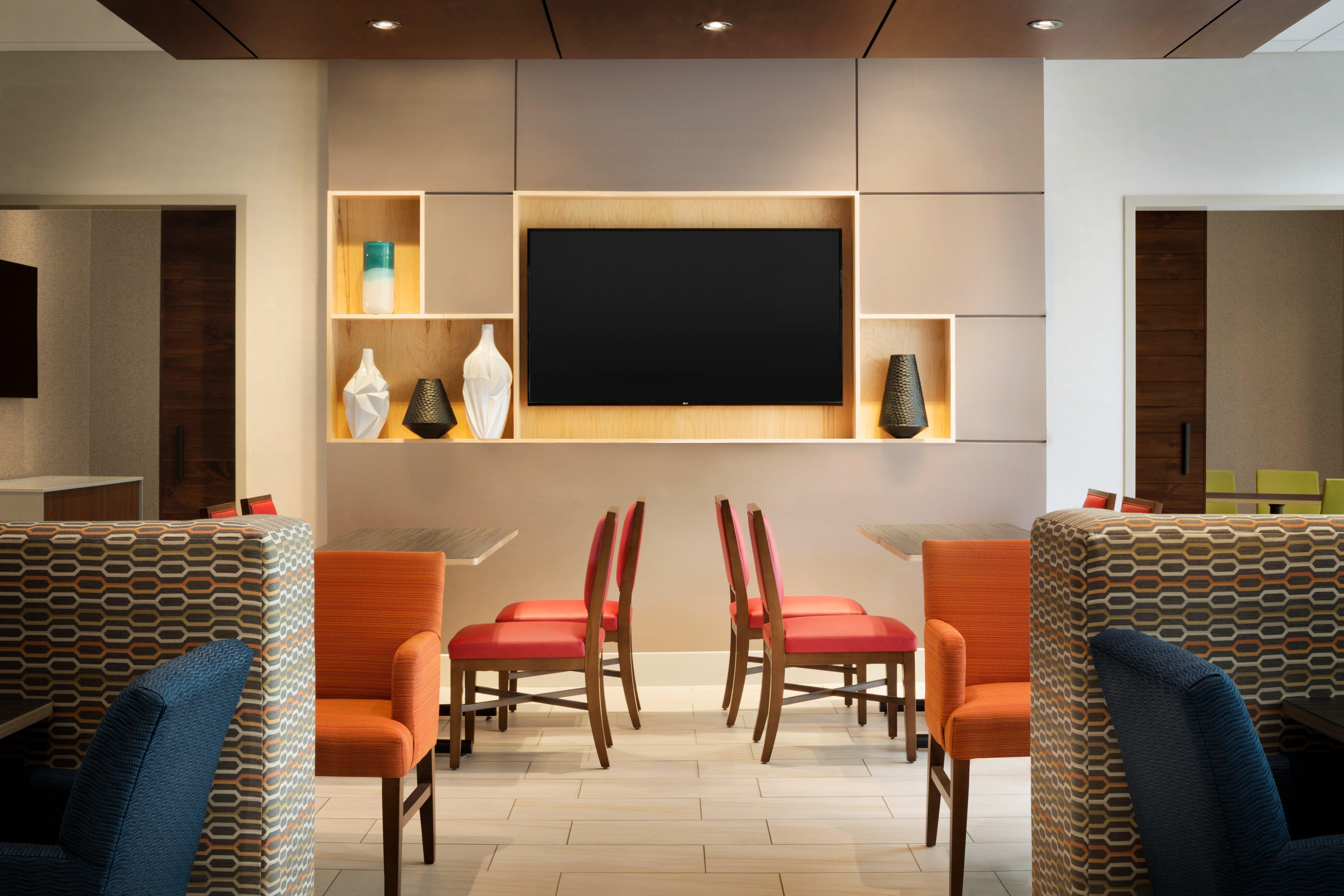 Holiday Inn Express & Suites - Kokomo South By Ihg Bagian luar foto
