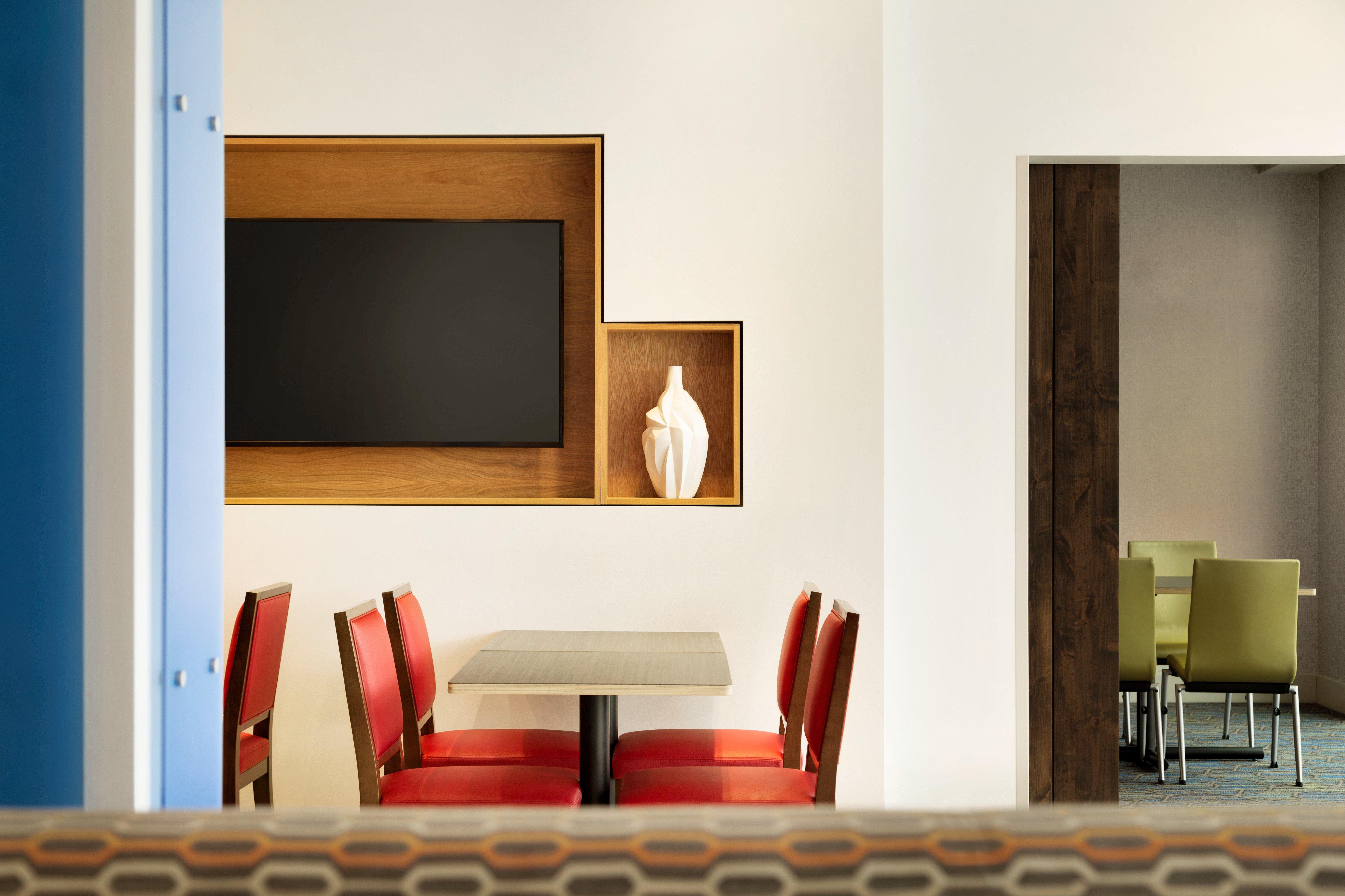 Holiday Inn Express & Suites - Kokomo South By Ihg Bagian luar foto