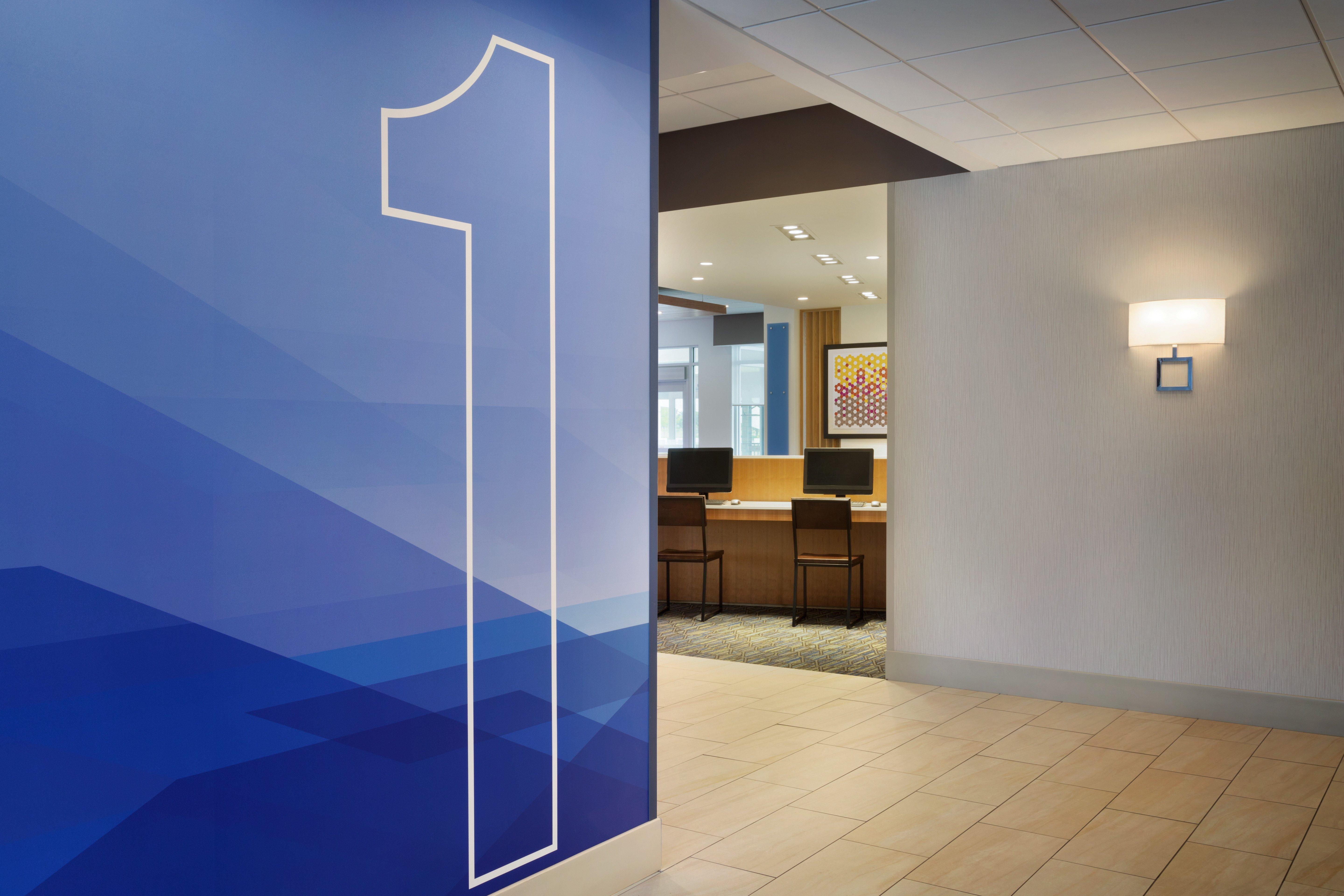 Holiday Inn Express & Suites - Kokomo South By Ihg Bagian luar foto